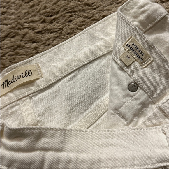 Madewell high rise white denim short size 28 - Picture 2 of 3